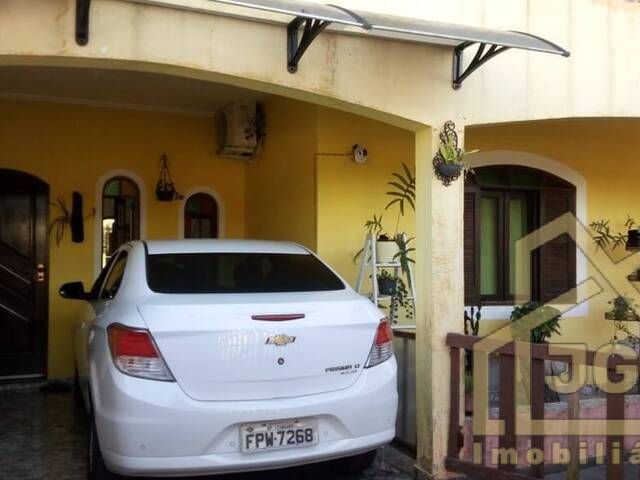 Sobrado para Venda em Itanhaém - 3