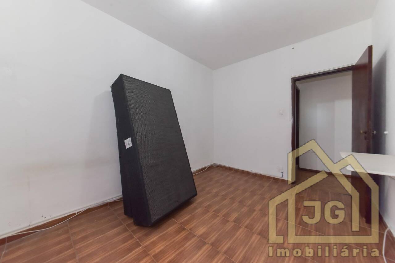 Casa, 3 quartos, 200 m² - Foto 13