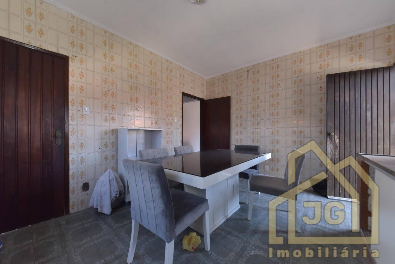 Casa, 3 quartos, 200 m² - Foto 17