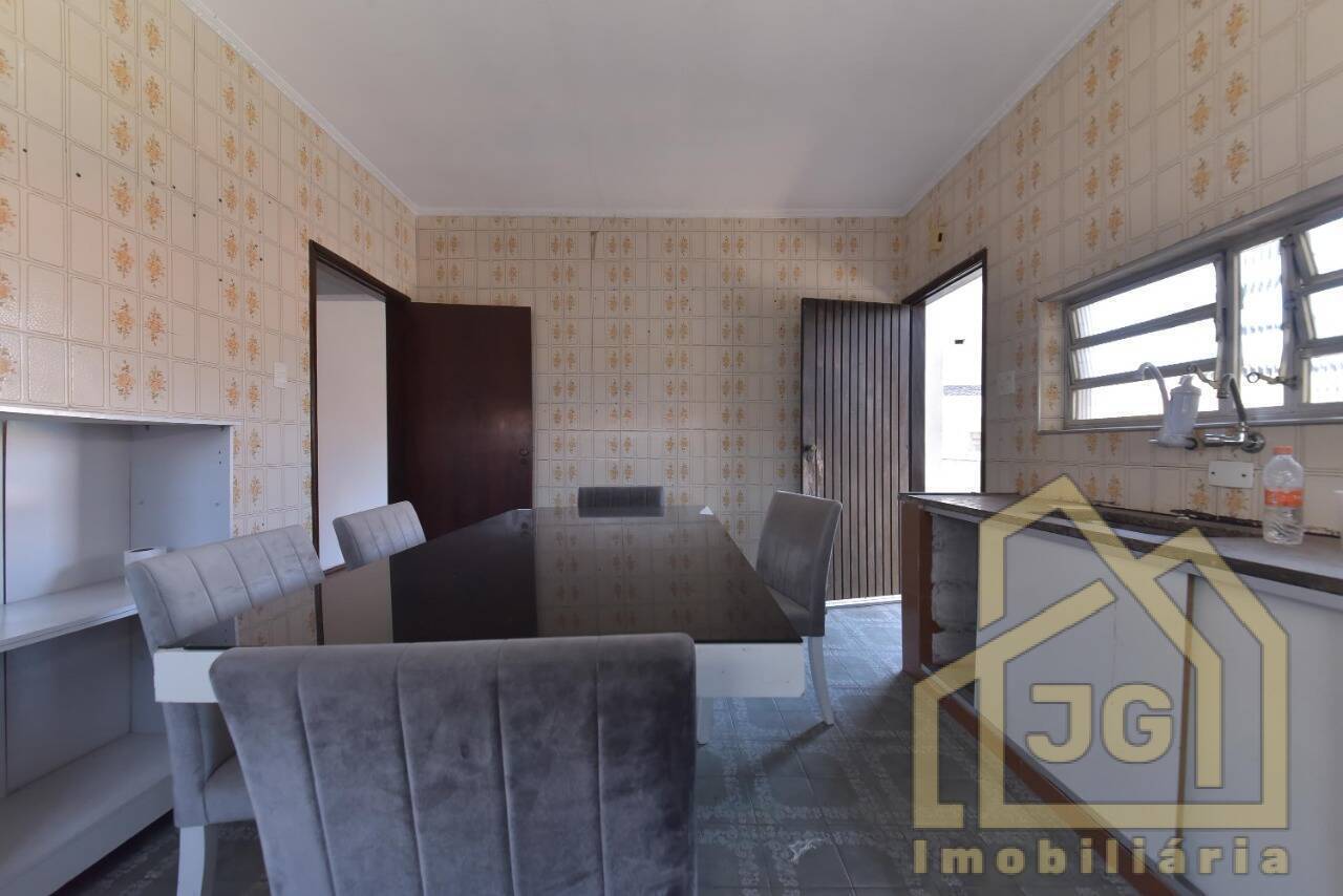 Casa, 3 quartos, 200 m² - Foto 19
