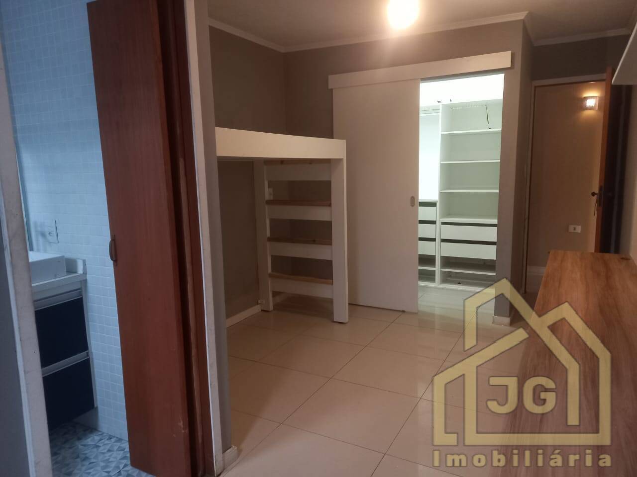 Casa, 3 quartos, 240 m² - Foto 15
