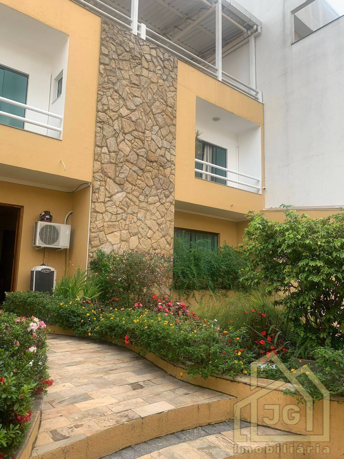 Sobrado, 4 quartos, 600 m² - Foto 1