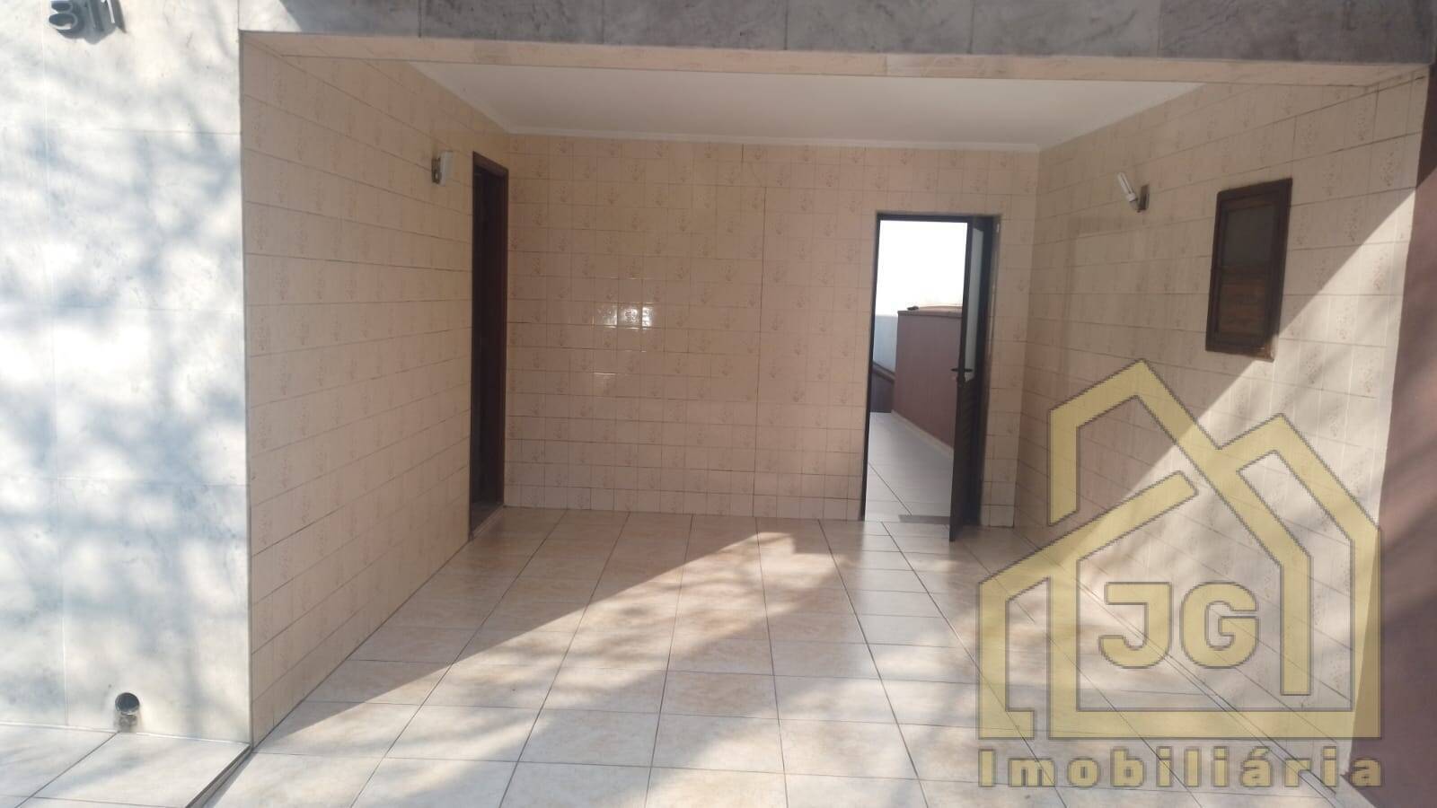Casa, 3 quartos, 250 m² - Foto 2