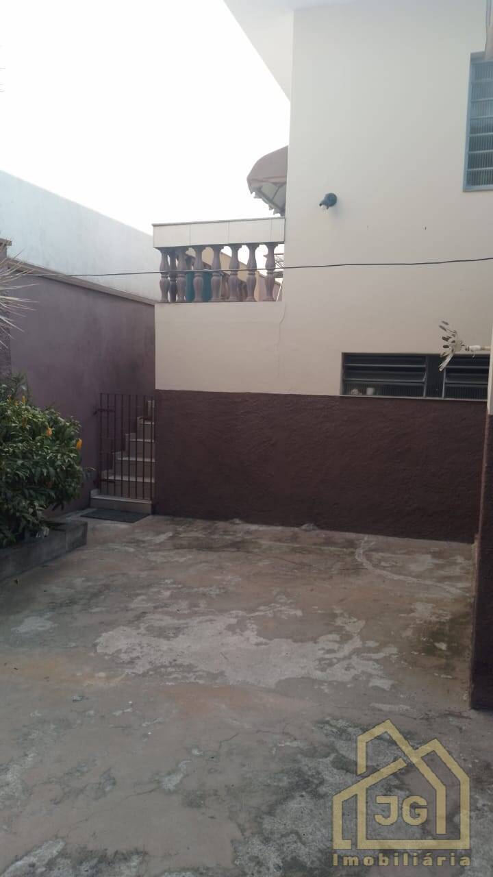Casa, 3 quartos, 250 m² - Foto 24