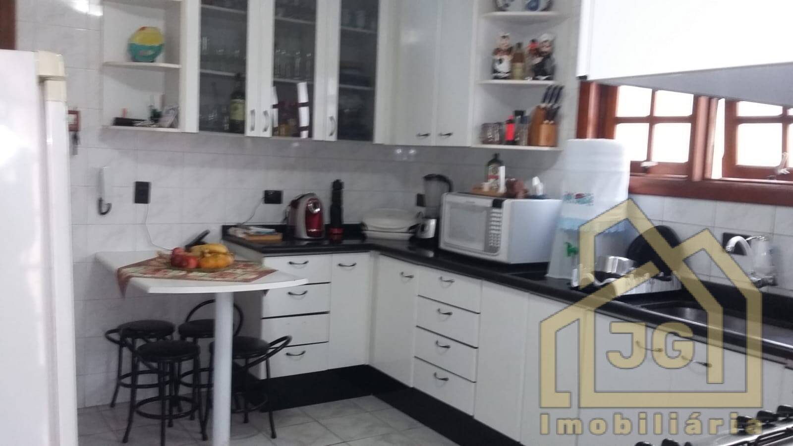 Sobrado, 3 quartos, 220 m² - Foto 1