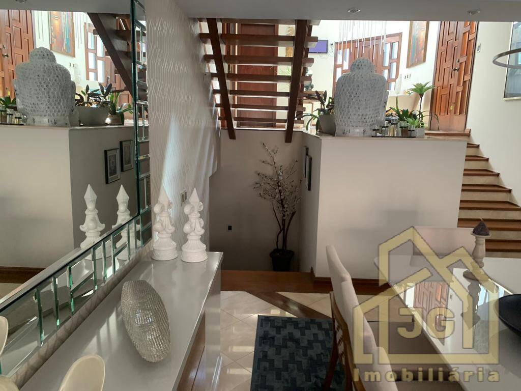 Sobrado, 5 quartos, 359 m² - Foto 4