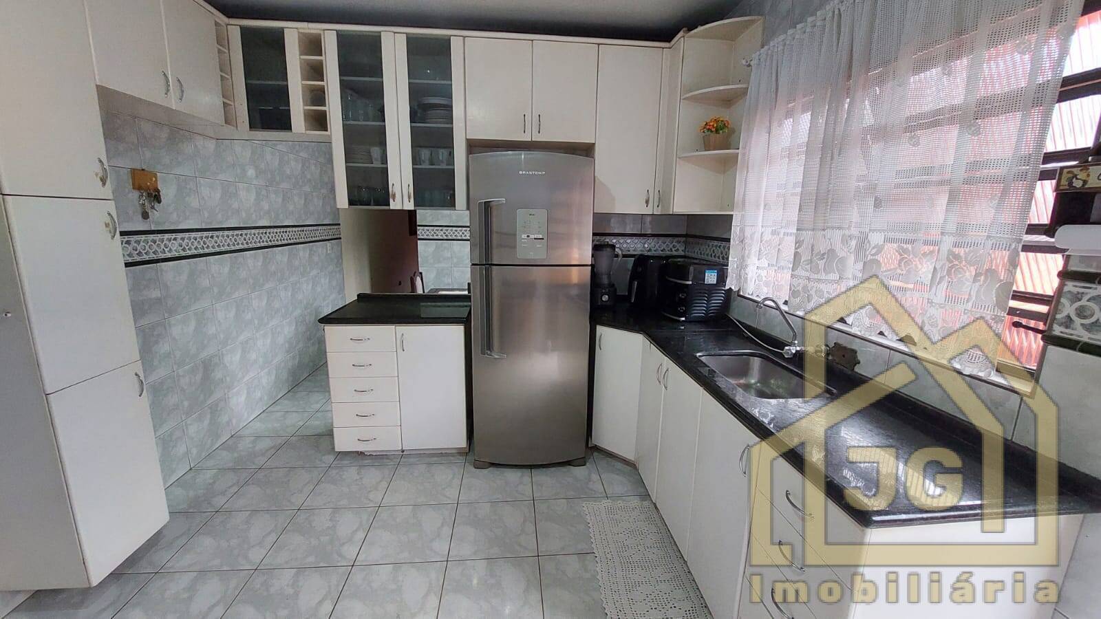 Sobrado, 6 quartos, 200 m² - Foto 8