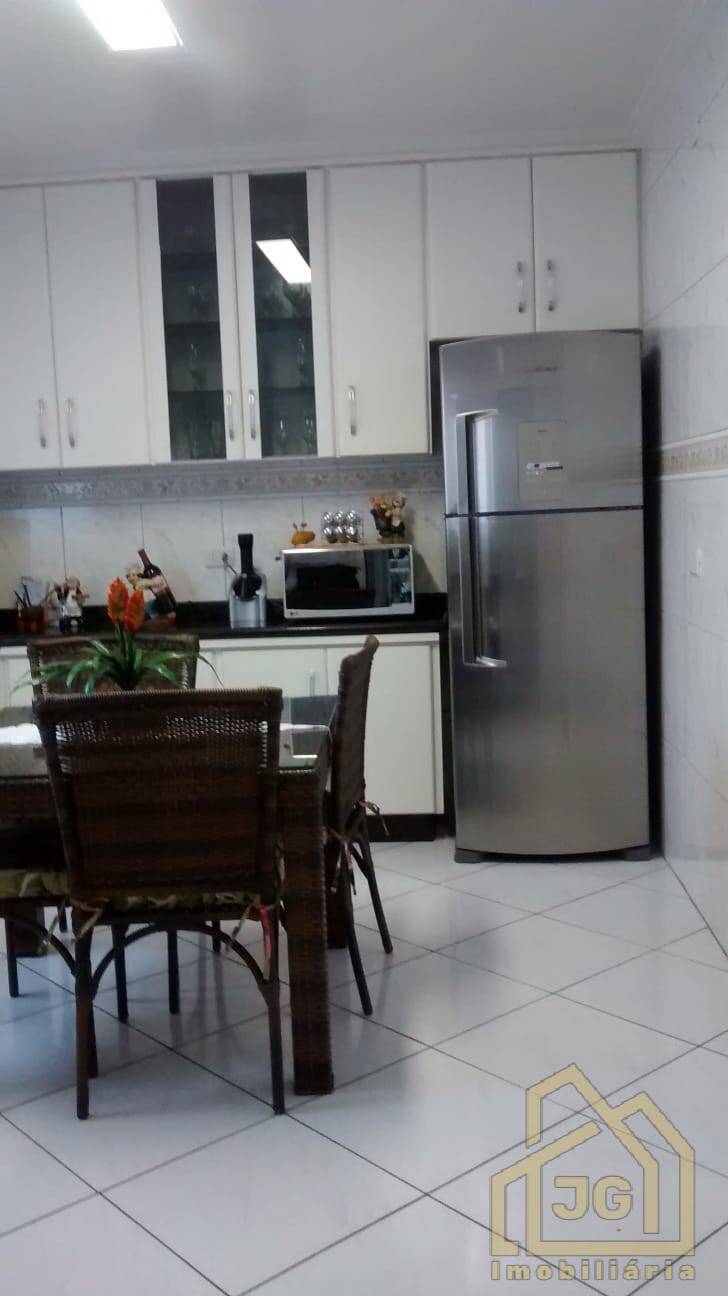 Sobrado, 3 quartos, 178 m² - Foto 4