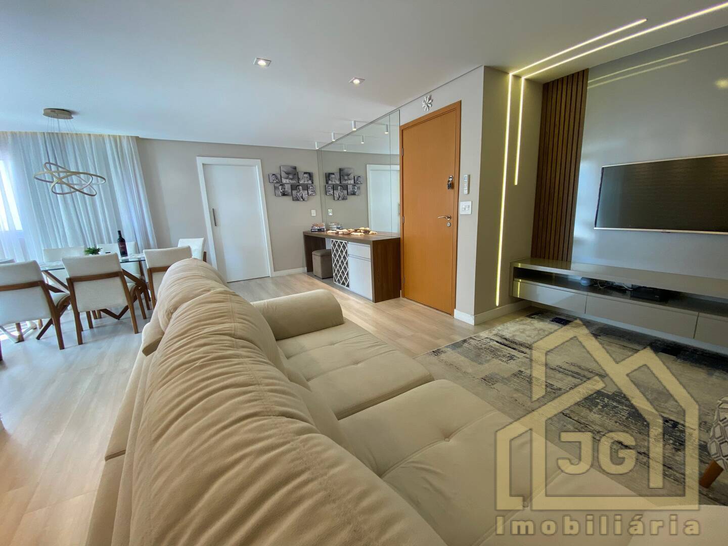 Apartamento, 3 quartos, 1000 m² - Foto 2