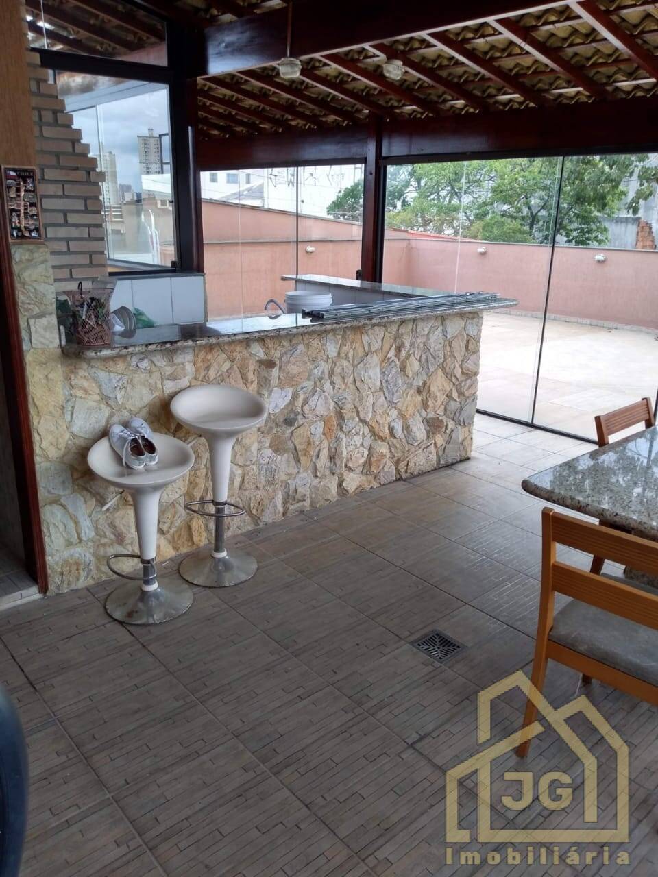 Cobertura, 3 quartos, 202 m² - Foto 2
