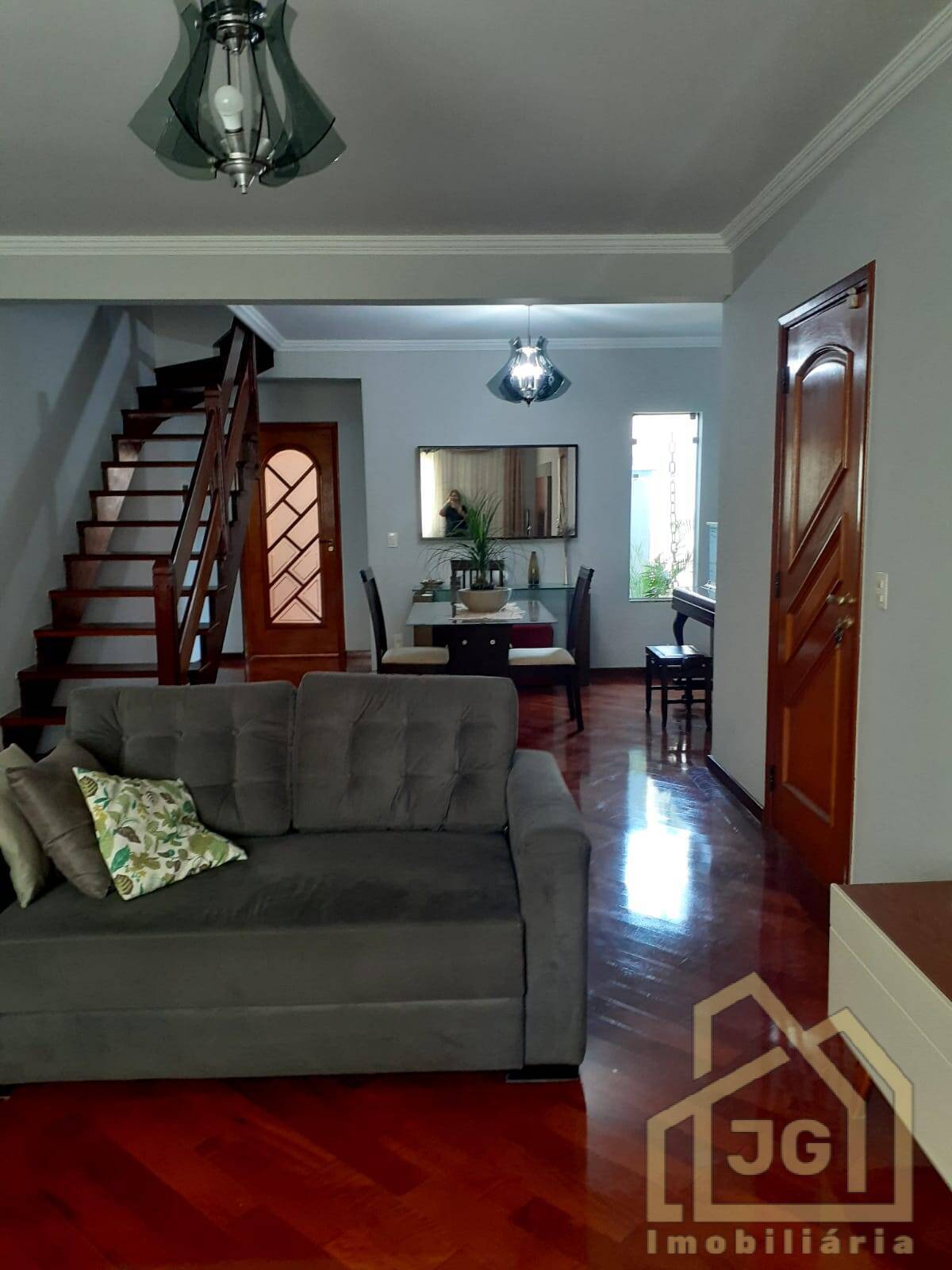 Sobrado, 4 quartos, 203 m² - Foto 1